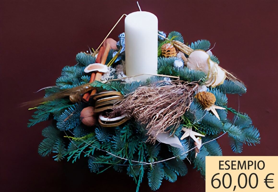 Centrotavola con candela bianca